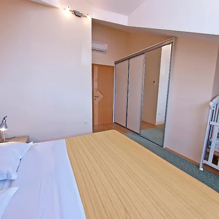 Malana 3*